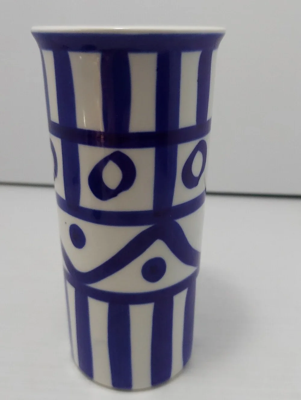 Dansk arabesque vase  Blue White Mcm Vintage 7” Tall  Model A52